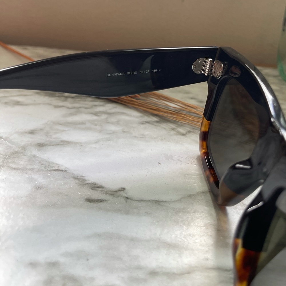 Sunglasses - Picture 3 of 8